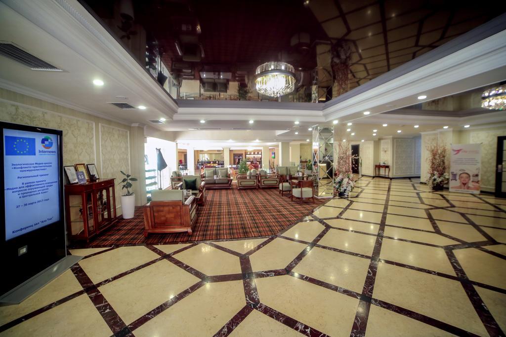 City Hotel Bischkek Exterior foto